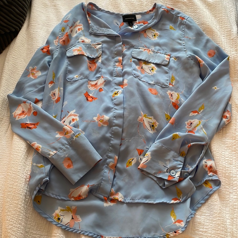 Size small who wore what blouse